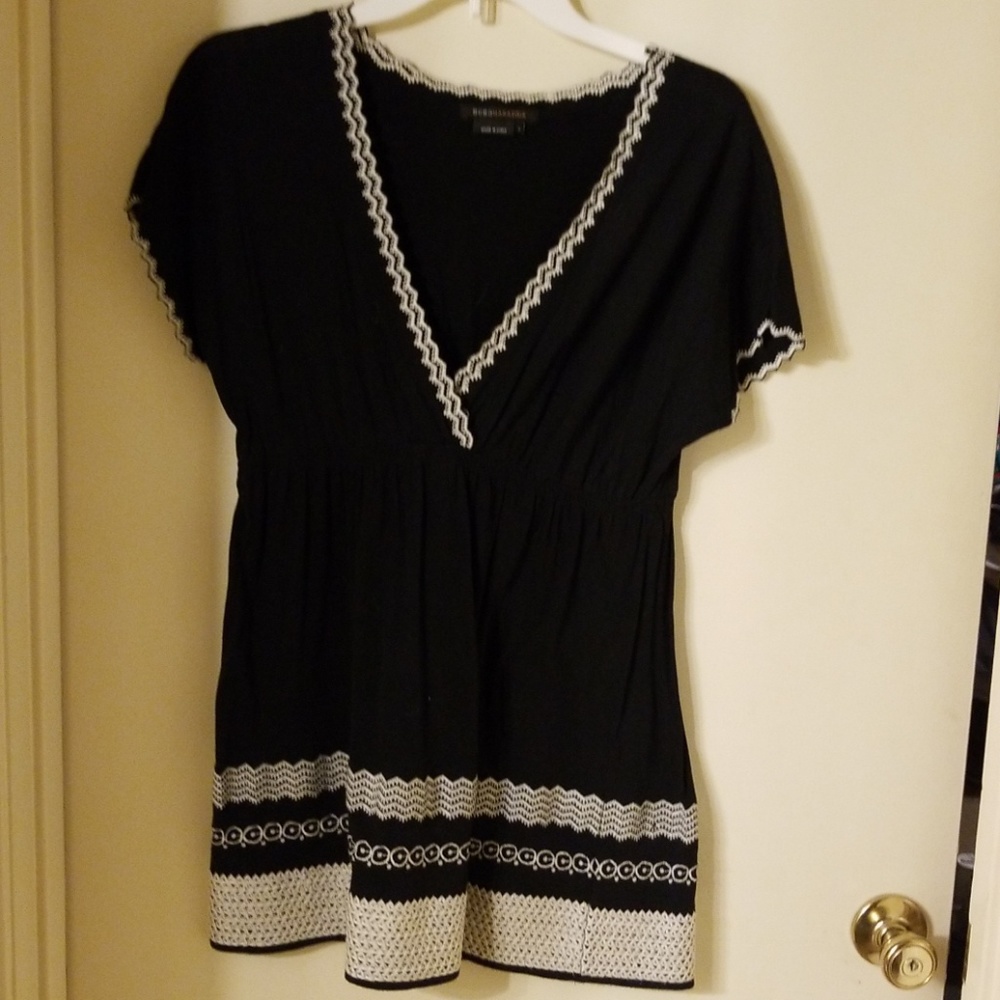 BCBG black tunic